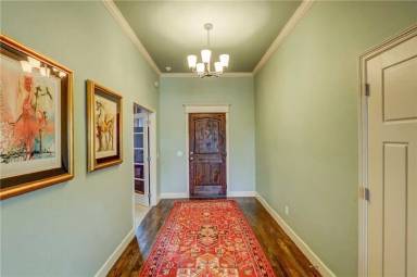 Main picture of 15900 Royal Crest Ln