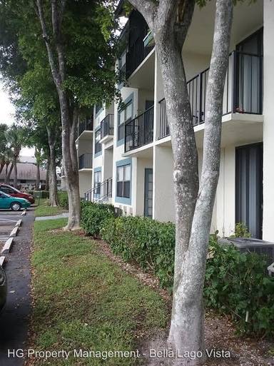 Main picture of 728 Executive Center Dr