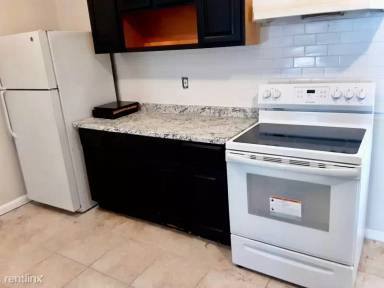 Main picture of 135 Hobson St