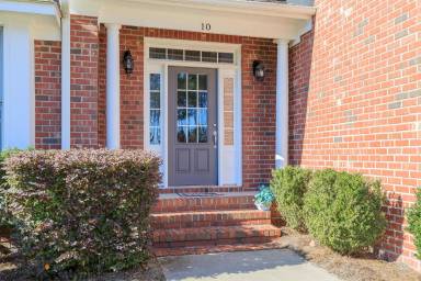 Main picture of 84 Blue Pine Dr