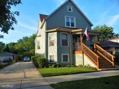Main picture of 6326 W Cuyler Ave