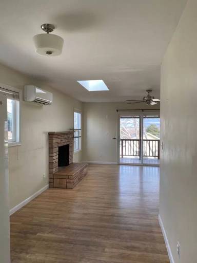 Main picture of 705 W 13th St