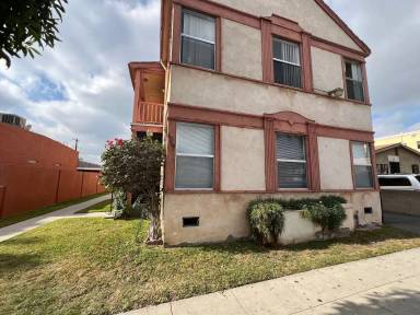 Main picture of 6719 Seville Ave