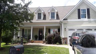 Main picture of 10 Haywood Ct
