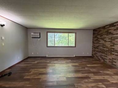 Main picture of 515 E Park Ave