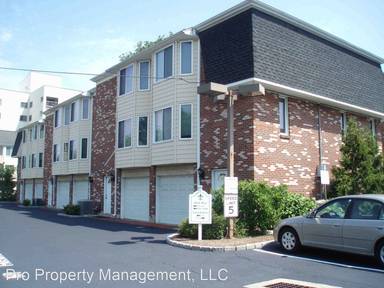 Main picture of 1611 Washington Blvd