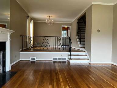 Main picture of 2116 Farleigh Rd