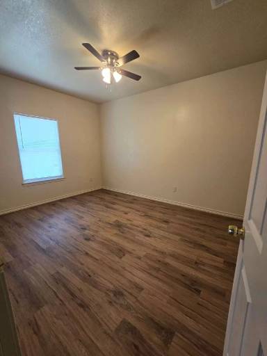 Main picture of 3711 Mandy Dr