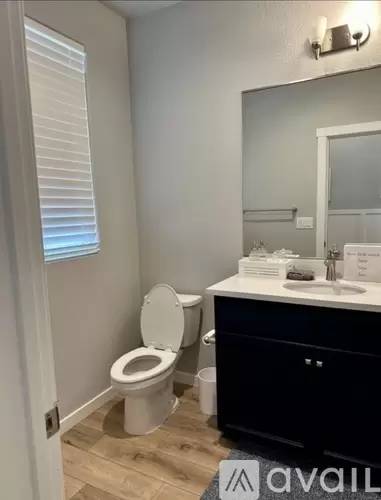 Main picture of 4092 Aura Way