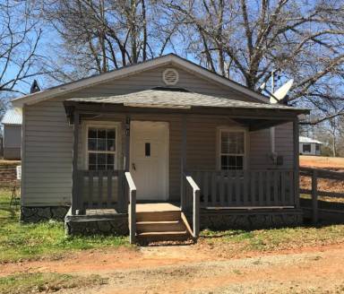 Main picture of 190 Silver Cir