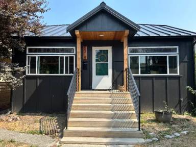 Main picture of 5318 46th Ave S