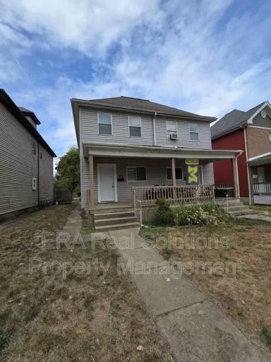 Main picture of 101 Whitethorne Ave