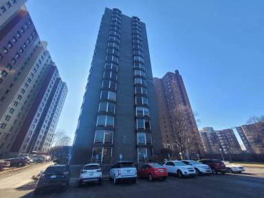 Main picture of Shoreline East Condominiums