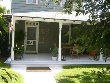 Main picture of 323 Mango Promenade