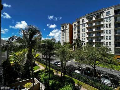 Main picture of Palm Crest Villas Condo
