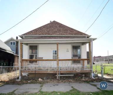 Main picture of 111 N 7th St