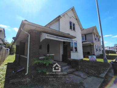 Main picture of 135 W 17th St