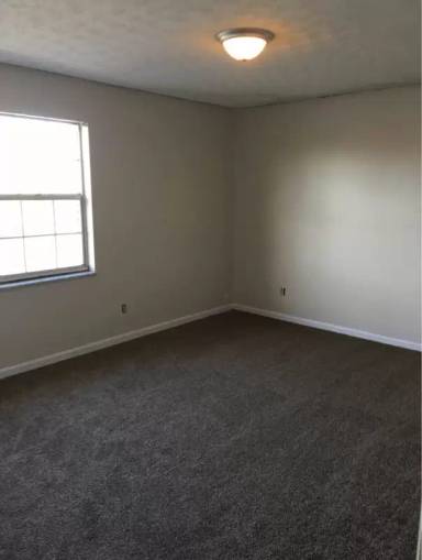 Main picture of 18 Greenwood Dr
