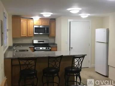 Main picture of 223 W G St