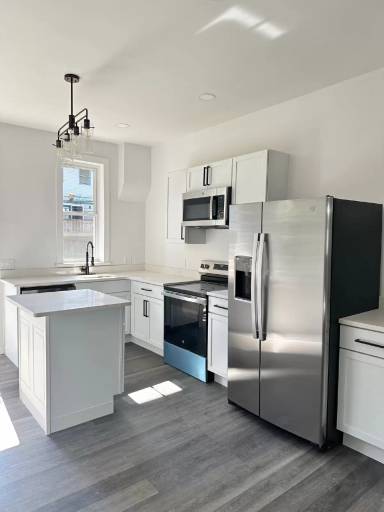 Main picture of 2138 Penn St
