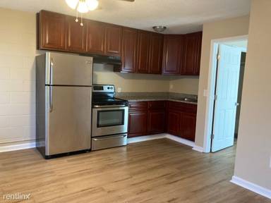 Main picture of 5235 SE Lambert St