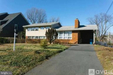 Main picture of 6714 Old Chesterbrook Rd