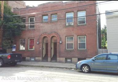Main picture of 48 S 11th St