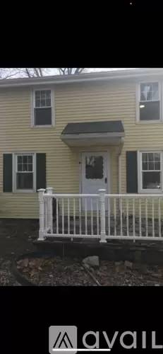 Main picture of 25 Cronin St