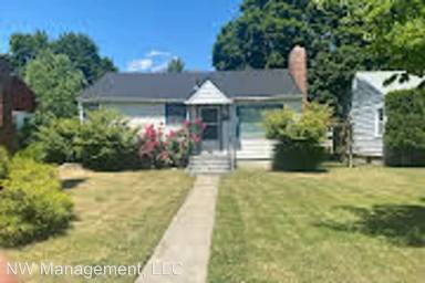 Main picture of 2308 W Providence Ave