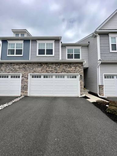 Main picture of 308 Ridgewood Dr