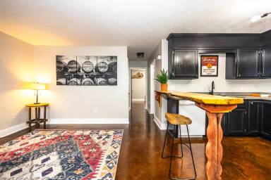 Main picture of 111 Sydne Ln