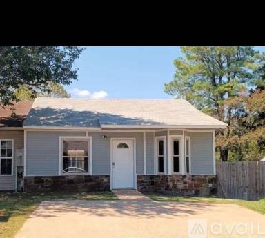 Main picture of 107 Chelle St