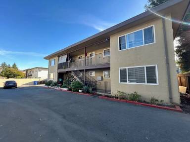 Main picture of 5089 Clayton Rd