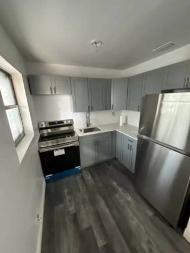 Main picture of 819 NW 3rd Ave