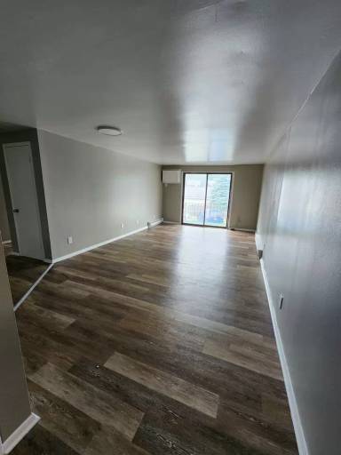 Main picture of Robert Drive Apartments