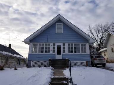 Main picture of 4205 Parker St