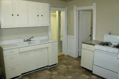 Main picture of 119 Elm St