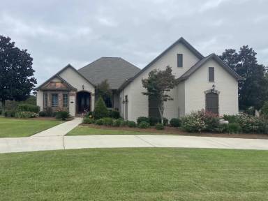 Main picture of 195 Bridgewater Dr