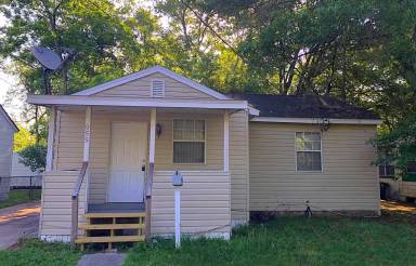 Main picture of 955 Mackinaw St
