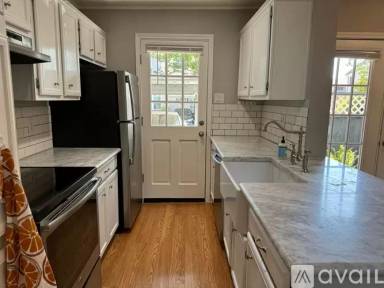 Main picture of 2323 Fairwind Dr