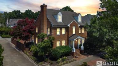 Main picture of 813 Mowbray Arch