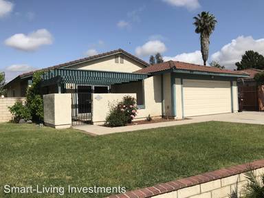 Main picture of 13371 Pan Am Blvd