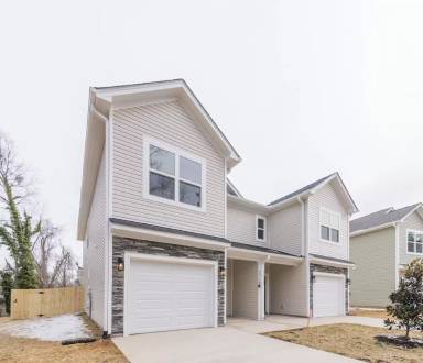 Main picture of 2719 Capitol Dr