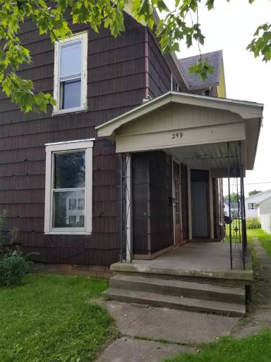 Main picture of 259 E Main St