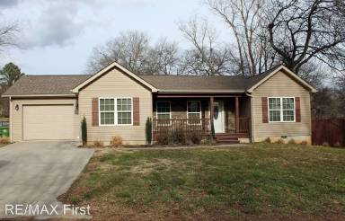 Main picture of 602 Martin St
