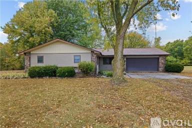 Main picture of 2000 S Greeler Rd