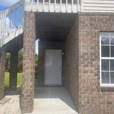 Main picture of 350 Beverly St