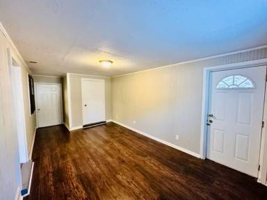 Main picture of 6655 Hartford Dr