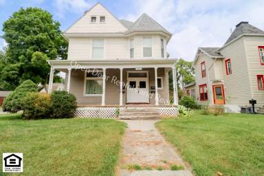 Main picture of 1101 Lake Avenue - 2