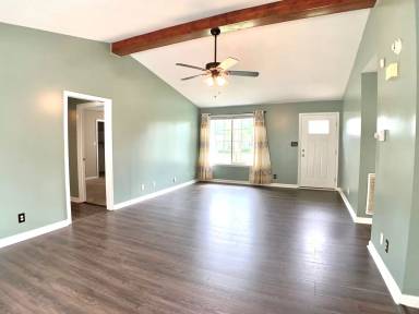 Main picture of 511 Mallory Dr